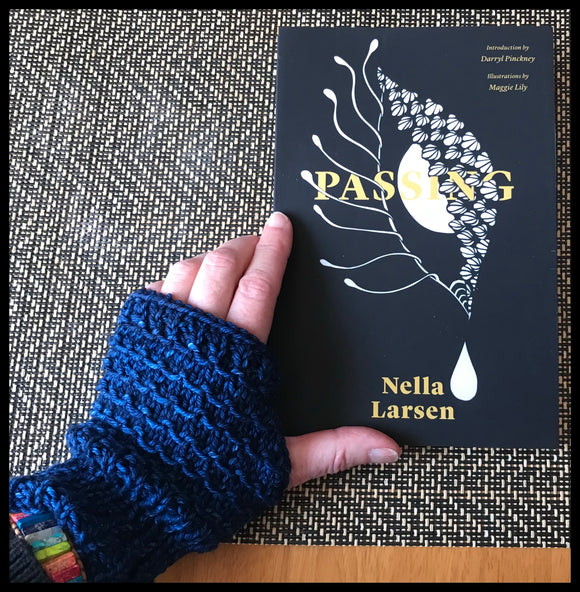 Dark Sapphire Reading Gloves ~ Literary Gloves - could there be such a thing?